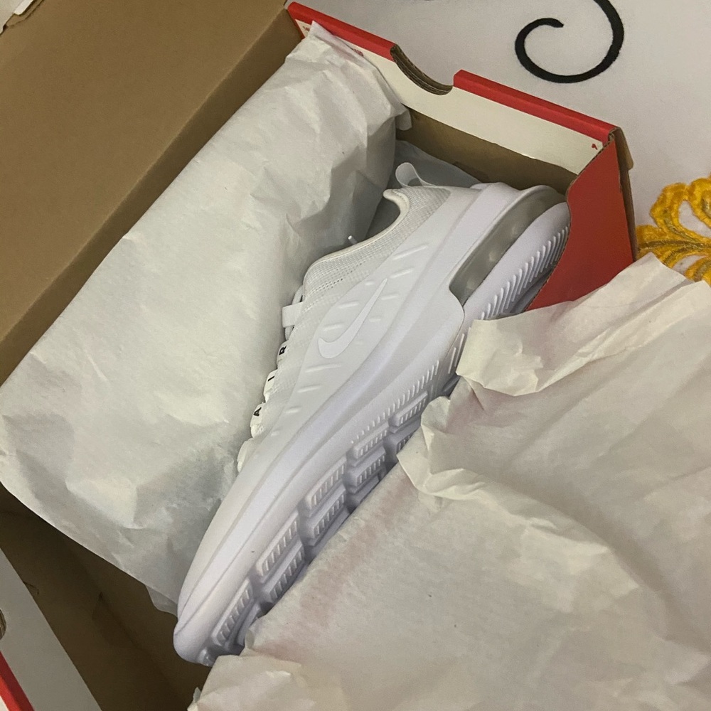 Nike air max’s